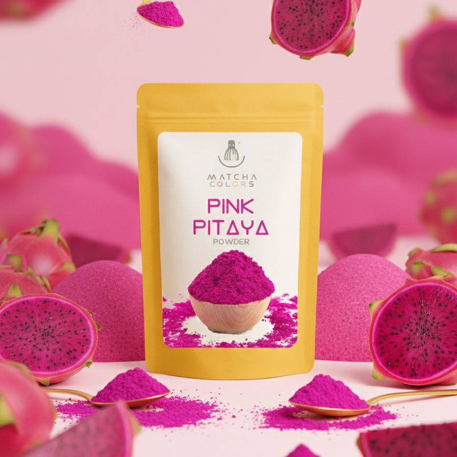 Bolsa de Pink Pitaya Powder (Fruta del Dragón) pura 100% de Matcha Colors. Polvo magenta superalimento, vegano y rico en antioxidantes.