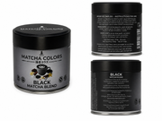 Composición de producto de Black Matcha Blend: lata y cajas con panel de ingredientes