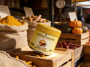 Lata de Yellow Matcha Blend en un puesto de mercado de especias entre cúrcuma fresca y calabazas - campaña IA
